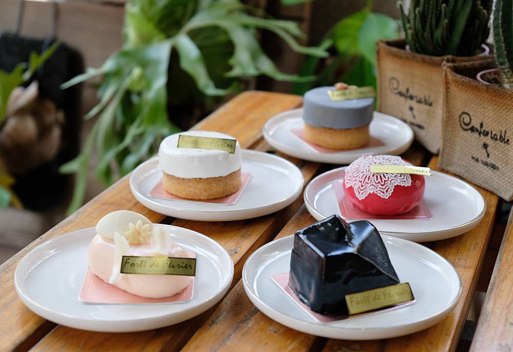 二月森甜點工作室 超高評價的台中法式甜點 喜餅與月餅禮盒也廣受好評 金大佛的奪門而出家網誌